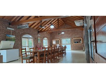 VENTA/ CASA QUINTA/ FINCA/ 6 HEC/TOMA PERMUTAS MDP Y CAPITAL