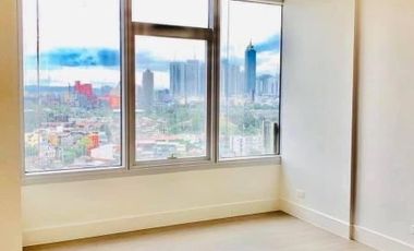 Condominium 3 Bedrooms: 3 Bedrooms Condo For Sale in The Proscenium Sakura Tower Rockwell Makati City