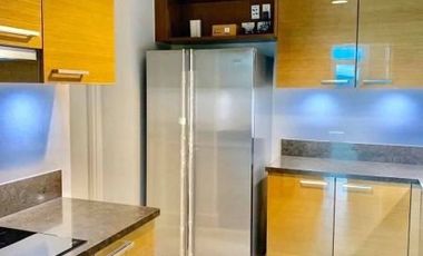 Condominium 3 Bedrooms: 3 Bedrooms Condo For Sale in The Proscenium Sakura Tower Rockwell Makati City