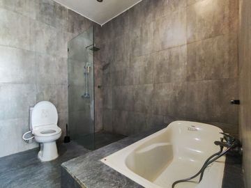 DIJUAL MURAH VILLA MODERN 4 LT DI JIMBARAN