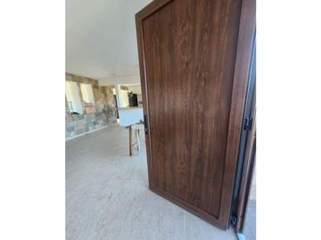 VENTA CASA 3 DORMITORIOS BARRIO CERRADO LOMAS DEL REY MAYU SUMAJ