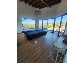 VENTA CASA 3 DORMITORIOS BARRIO CERRADO LOMAS DEL REY MAYU SUMAJ