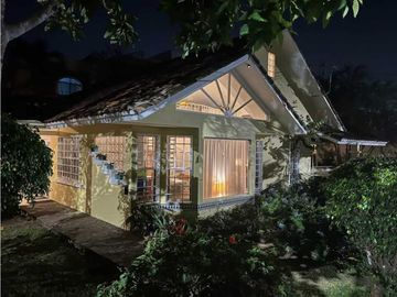 VENTA CASA DE 276M2 CLUB DE GOLF LA MONTAÑESA