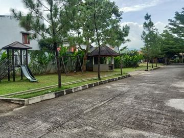 Rumah Readystock 2LT Terbatas Pinggir Jalan dekat Sport Center Arcamanik Antapani
