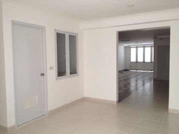 DIJUAL/SEWA RUMAH DI JL. GAHARU CILANDAK JAKARTA SELATAN
