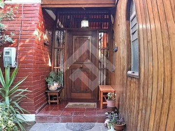 Casa en Venta en Padre Hurtado y Valenzuela Puelma