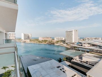 Departamento en Venta Av. Bonampak  Puerto Cancún Zona Hotelera
