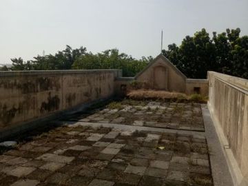 Rumah Seperti Ruko/Rukan Masuk Kawasan Elit Jl.Raya Satelit.