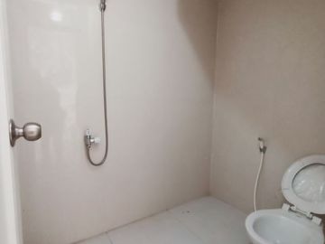 Rumah baru 2 Lt di kemangsari dekat urbana jatiwaringin jatimakmur bekasi