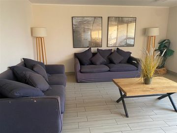 Departamento en venta de 3 dorm. 2 Baños Metro Bueras