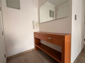Departamento en venta de 3 dorm. 2 Baños Metro Bueras