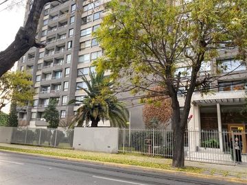 Departamento en venta de 3 dorm. 2 Baños Metro Bueras