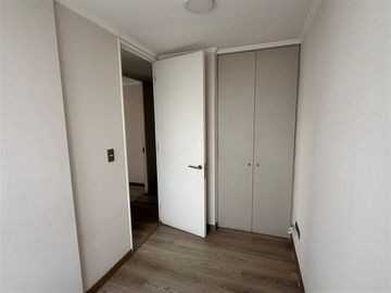 Departamento en venta de 3 dorm. 2 Baños Metro Bueras