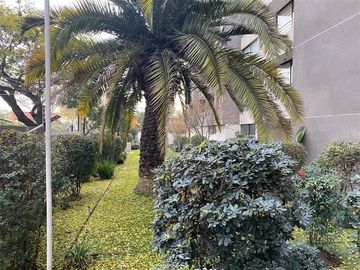 Departamento en venta de 3 dorm. 2 Baños Metro Bueras