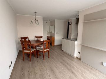 Departamento en venta de 3 dorm. 2 Baños Metro Bueras