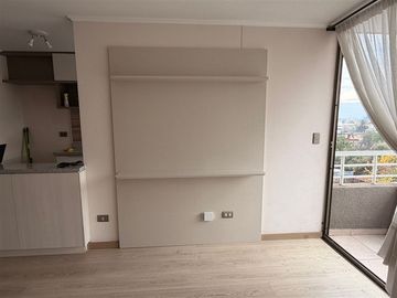 Departamento en venta de 3 dorm. 2 Baños Metro Bueras