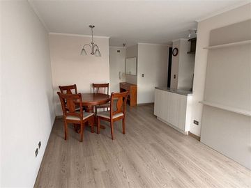 Departamento en venta de 3 dorm. 2 Baños Metro Bueras