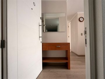 Departamento en venta de 3 dorm. 2 Baños Metro Bueras