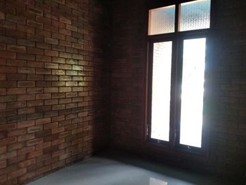 TERBAIK DI TAHUN INI, RUMAH SIAP HUNI BERGAYA JAWA 3 KAMAR TIDUR DI PRAMABANAN