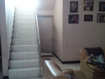 Rumah Sayap Riau dekat Supratman Dago Bandung