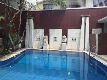 Rumah di Duta Niaga Pondok Indah, Jaksel. Bagus 2 lantai