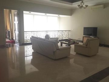 Rumah di Duta Niaga Pondok Indah, Jaksel. Bagus 2 lantai