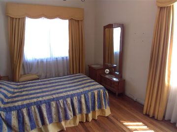Casa en Venta en Casa de muy buena construcción centro Quilpué