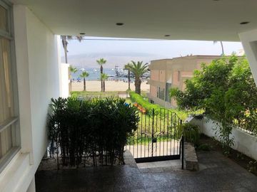 VENTA ó ALQUILER DE CASA DE PLAYA EN ANCON - PLAYA HERMOSA