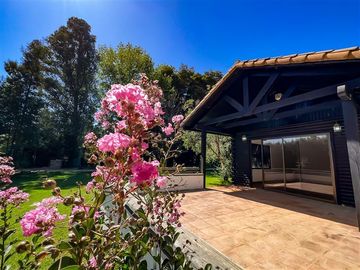 Casa en venta de 4 dorm. en Navidad
