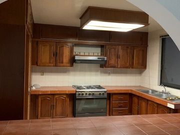 CASA EN VENTA FRACCIONAMIENTO SAN JERÓNIMO