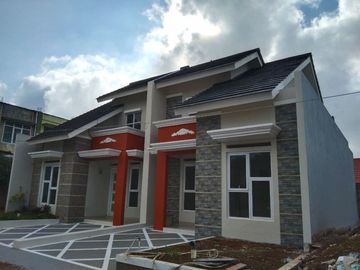 Rumah Cantik di Ratu Mansion Cianjur