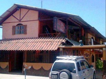 Venta de posada en Canoa