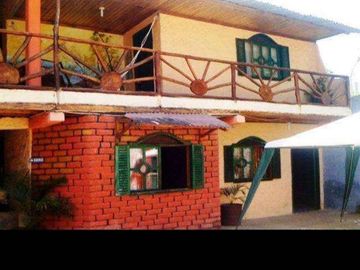 Venta de posada en Canoa