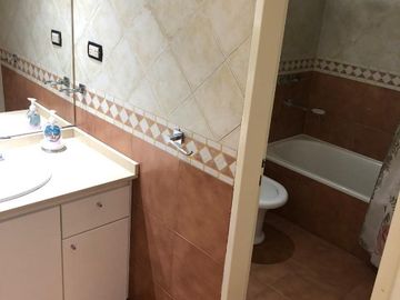 Triplex en venta en Hurlingham