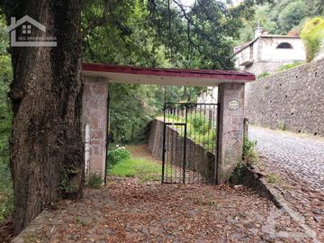 OPORTUNIDAD!!!!!!CASA CON GRAN TERRENO $1976 EL M2 EN LA ENTRADA DEL PUEBLO MINERAL DEL CHICO PUEBLO MÁGICO