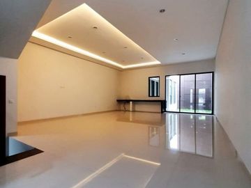 Rumah Baru SIAP HUNI Modern Di Batununggal Buah Batu Bandung