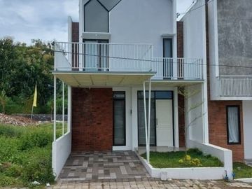 rumah modern area dau kab malang