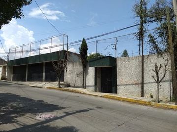 SE VENDE PROPIEDAD EN RESIDENCIAL BOSQUES, CALLE MOZART