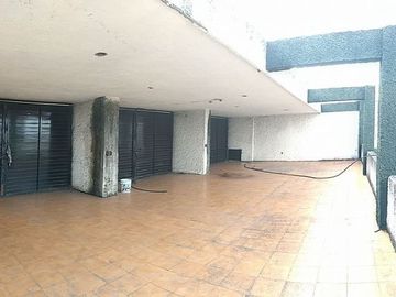 SE VENDE PROPIEDAD EN RESIDENCIAL BOSQUES, CALLE MOZART