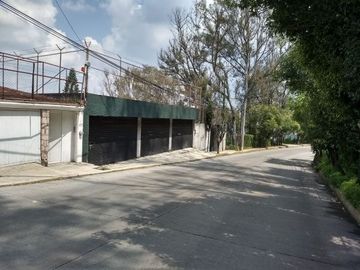 SE VENDE PROPIEDAD EN RESIDENCIAL BOSQUES, CALLE MOZART