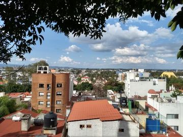 SE VENDE PROPIEDAD EN RESIDENCIAL BOSQUES, CALLE MOZART