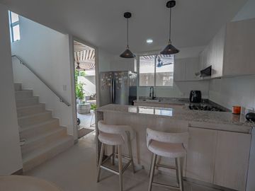 casa en venta en zona norte. Cod V76
