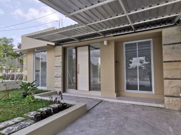 Rumah Baru Cantik Minimalis Dijual Strategis Dekat Kampus Mercubuana