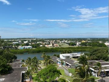 Hermoso departamento con vista al mar y al manglar