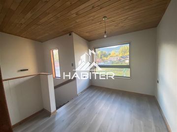 COD 39977 Casa en venta de 3 dorm. en Pucón