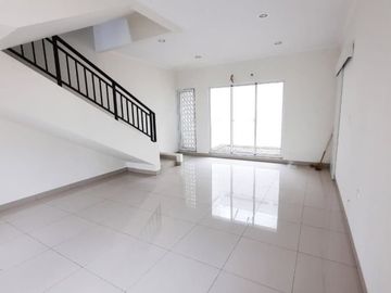 Rumah Amanda Standar Summarecon Gedebage Bamdung
