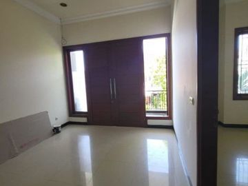 Rumah San Diego siap huni, Listrik 4400watt