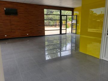 Venta Edificio Clinico - Calera de Tango