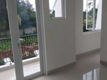 Rumah di Bintaro Pesanggrahan, Jkt Sltn. Promo free Biaya