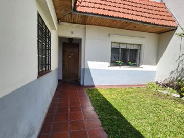 Casa en venta en Lanus Oeste